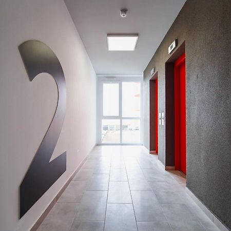 Azur Paradise Near City Center Oradea Exterior foto